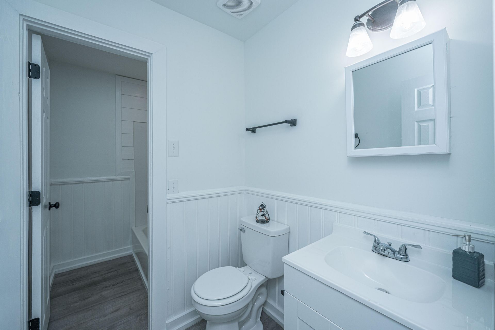 814 Hoss Road Photo 18