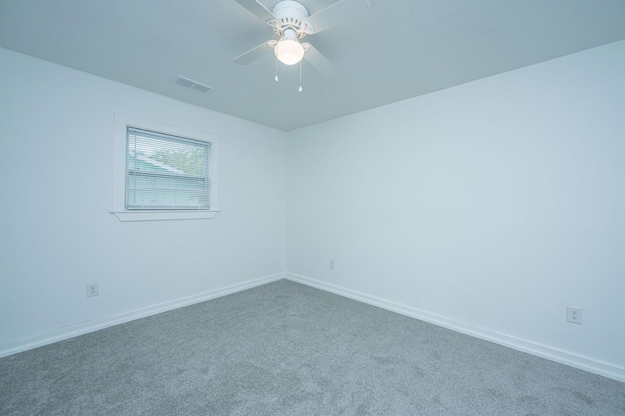 814 Hoss Road Photo 22