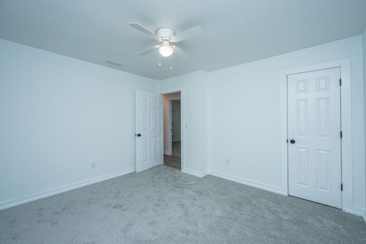 814 Hoss Road Photo 24