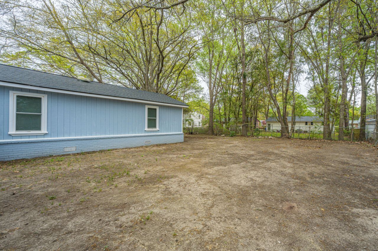 814 Hoss Road Photo 34