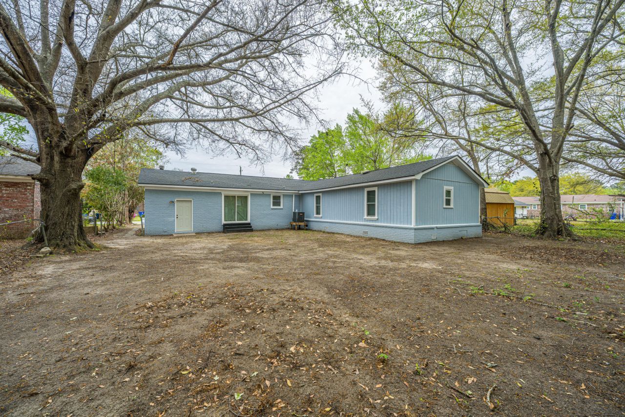 814 Hoss Road Photo 35