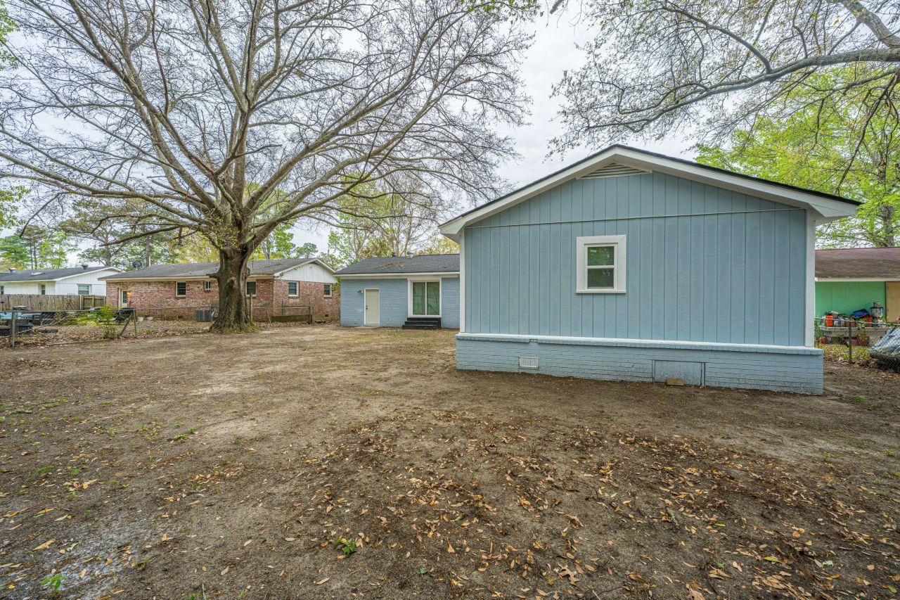 814 Hoss Road Photo 36