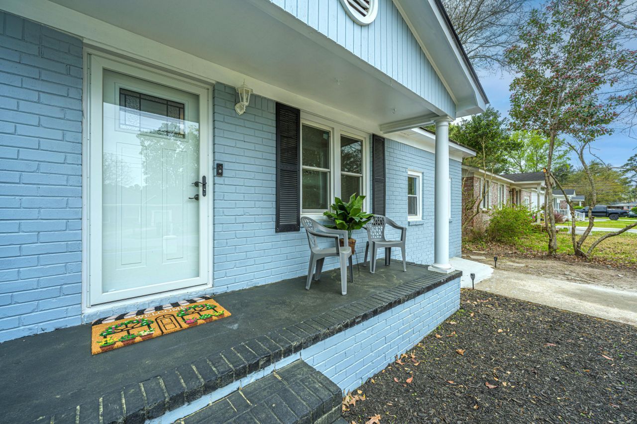 814 Hoss Road Photo 5