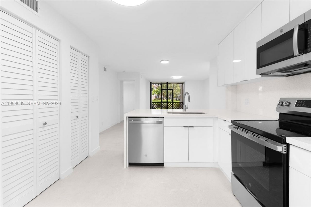 10161 W Sunrise Blvd, Unit 101, Plantation, FL 33322 Photo