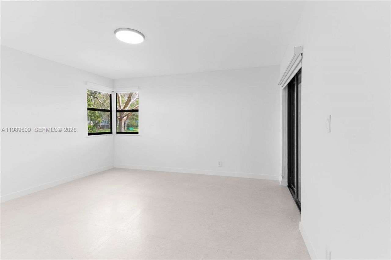 10161 W Sunrise Blvd, Unit 101, Plantation, FL 33322 Photo