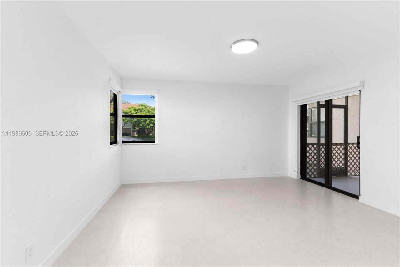 10161 W Sunrise Blvd, Unit 101, Plantation, FL 33322 Photo