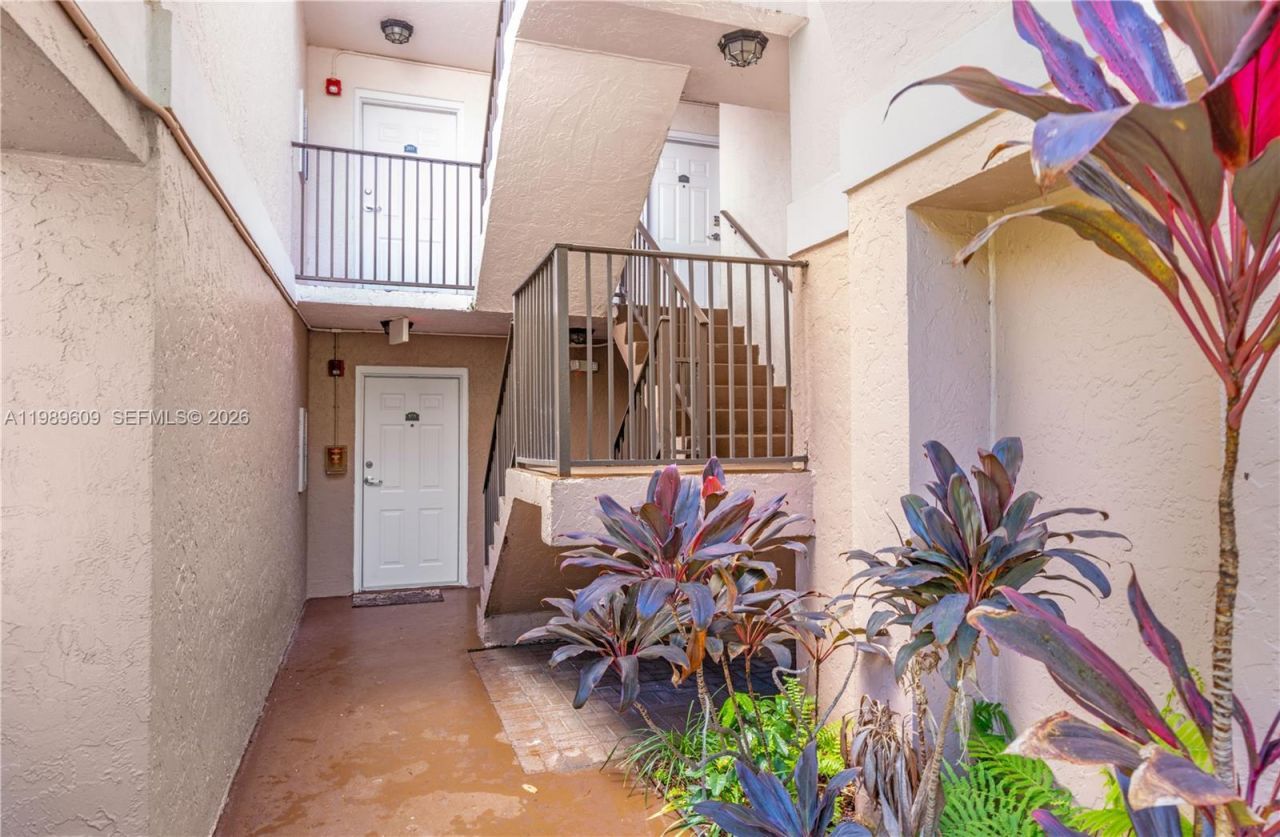 10161 W Sunrise Blvd, Unit 101, Plantation, FL 33322 Photo