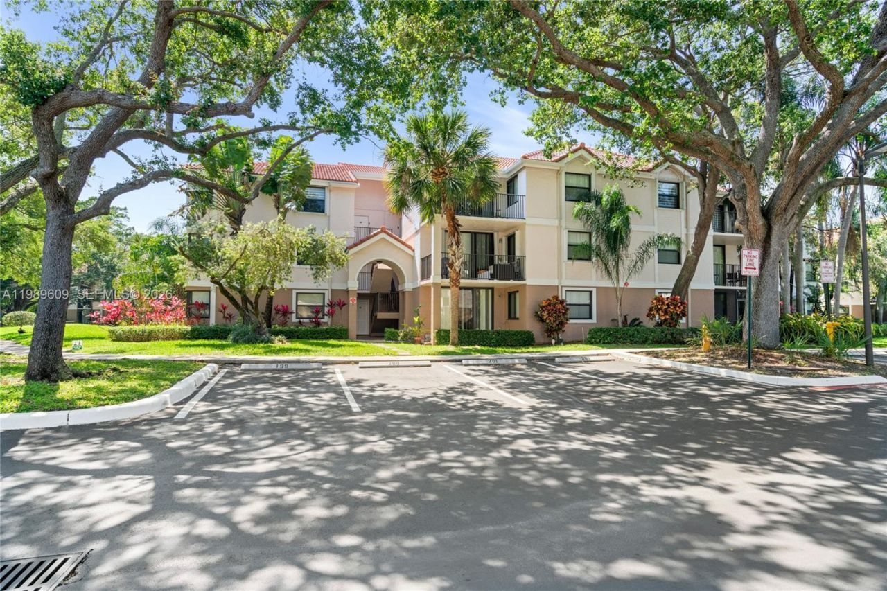 10161 W Sunrise Blvd , Unit 101, Plantation, FL 33322 Photo
