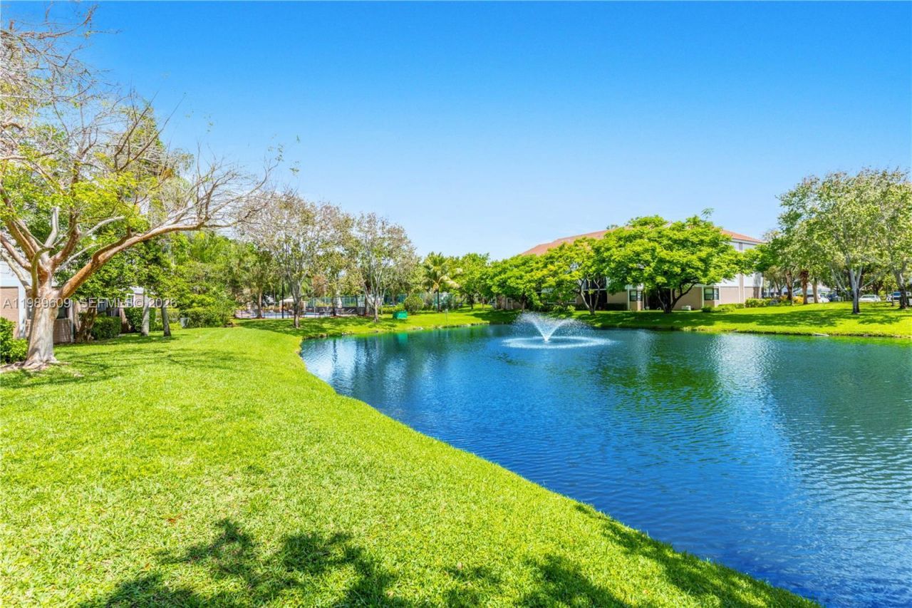 10161 W Sunrise Blvd, Unit 101, Plantation, FL 33322 Photo