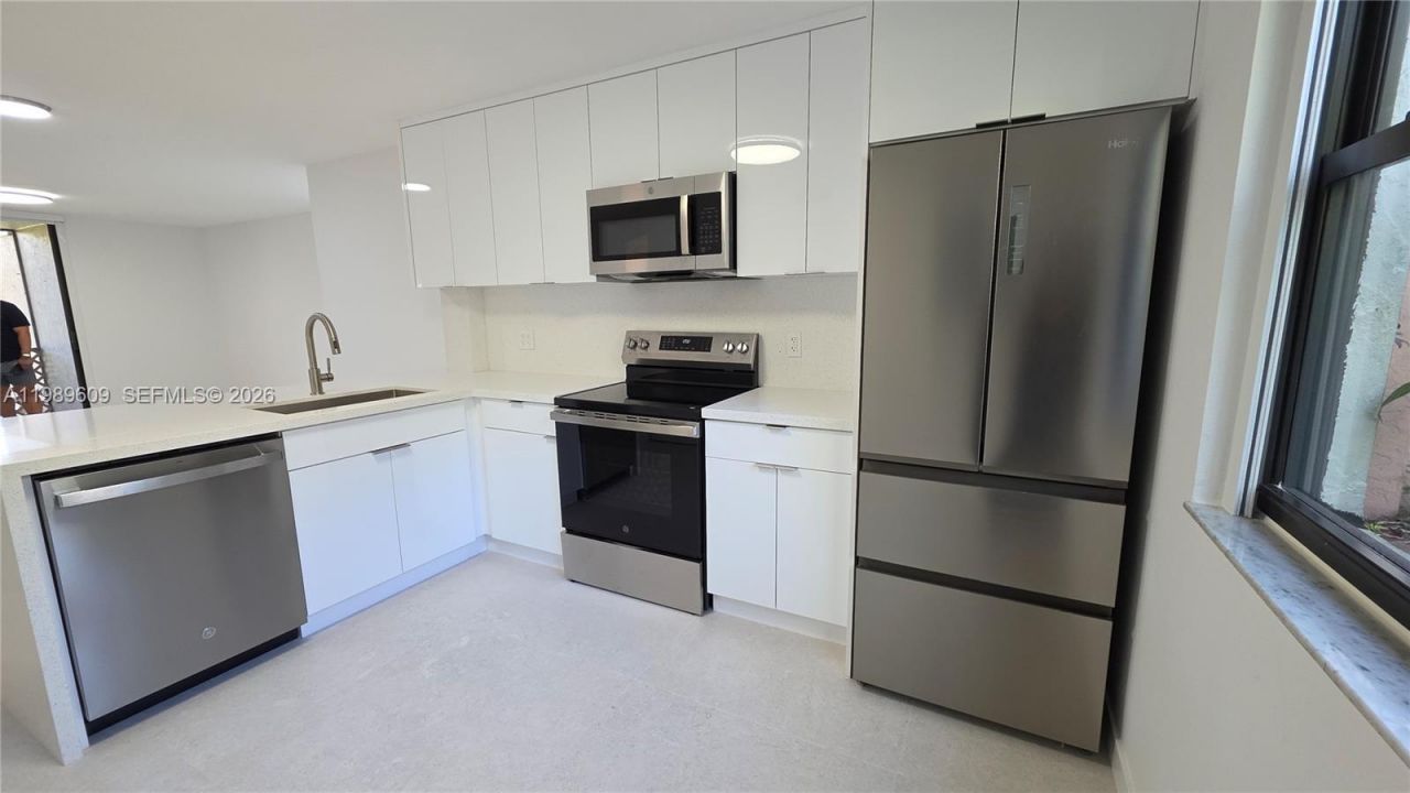 10161 W Sunrise Blvd , Unit 101, Plantation, FL 33322 Photo