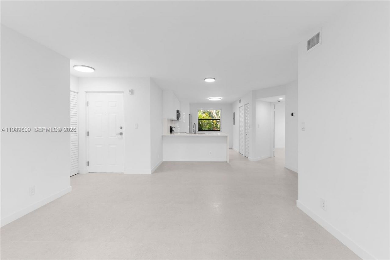 10161 W Sunrise Blvd, Unit 101, Plantation, FL 33322 Photo