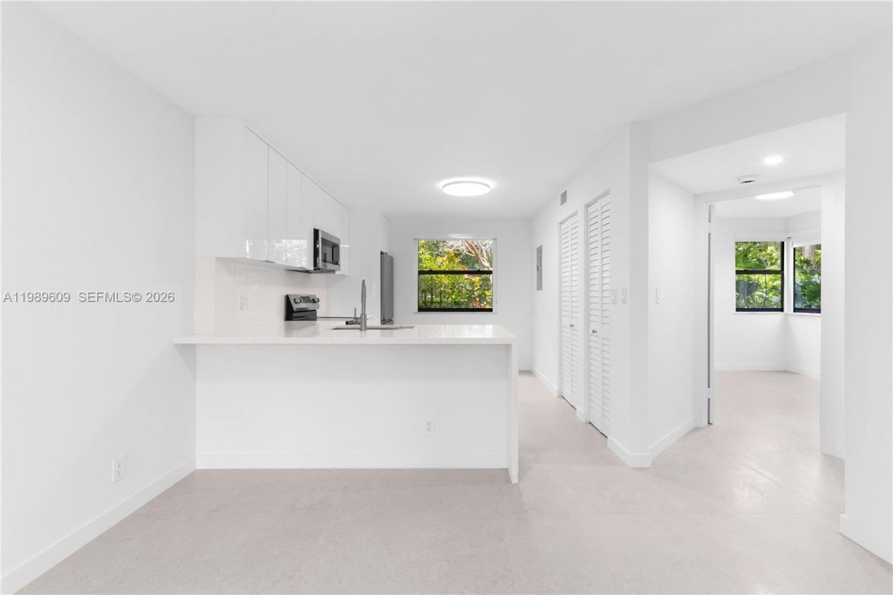 10161 W Sunrise Blvd, Unit 101, Plantation, FL 33322 Photo