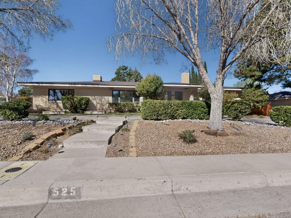 525 Sierra Drive SE, Albuquerque, NM 87108
