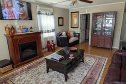 2404 Causey Dr. photo 4