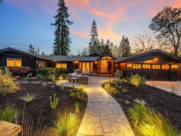 12 La Sombra Ct, Orinda, CA 94563