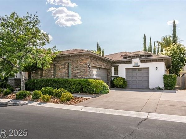 213 Satin Mist Court, Las Vegas, NV 89144