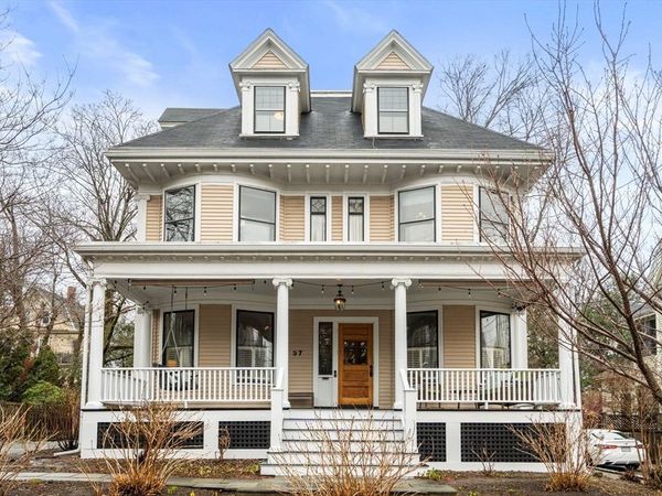 97 Eldredge St, Newton, MA 02458