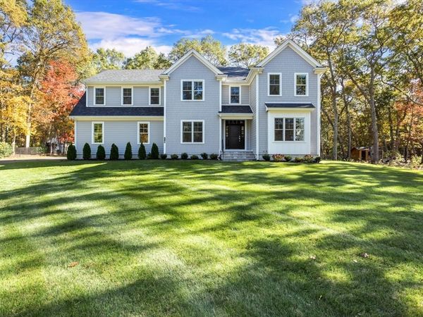 216 Oak St, Westwood, MA 02090