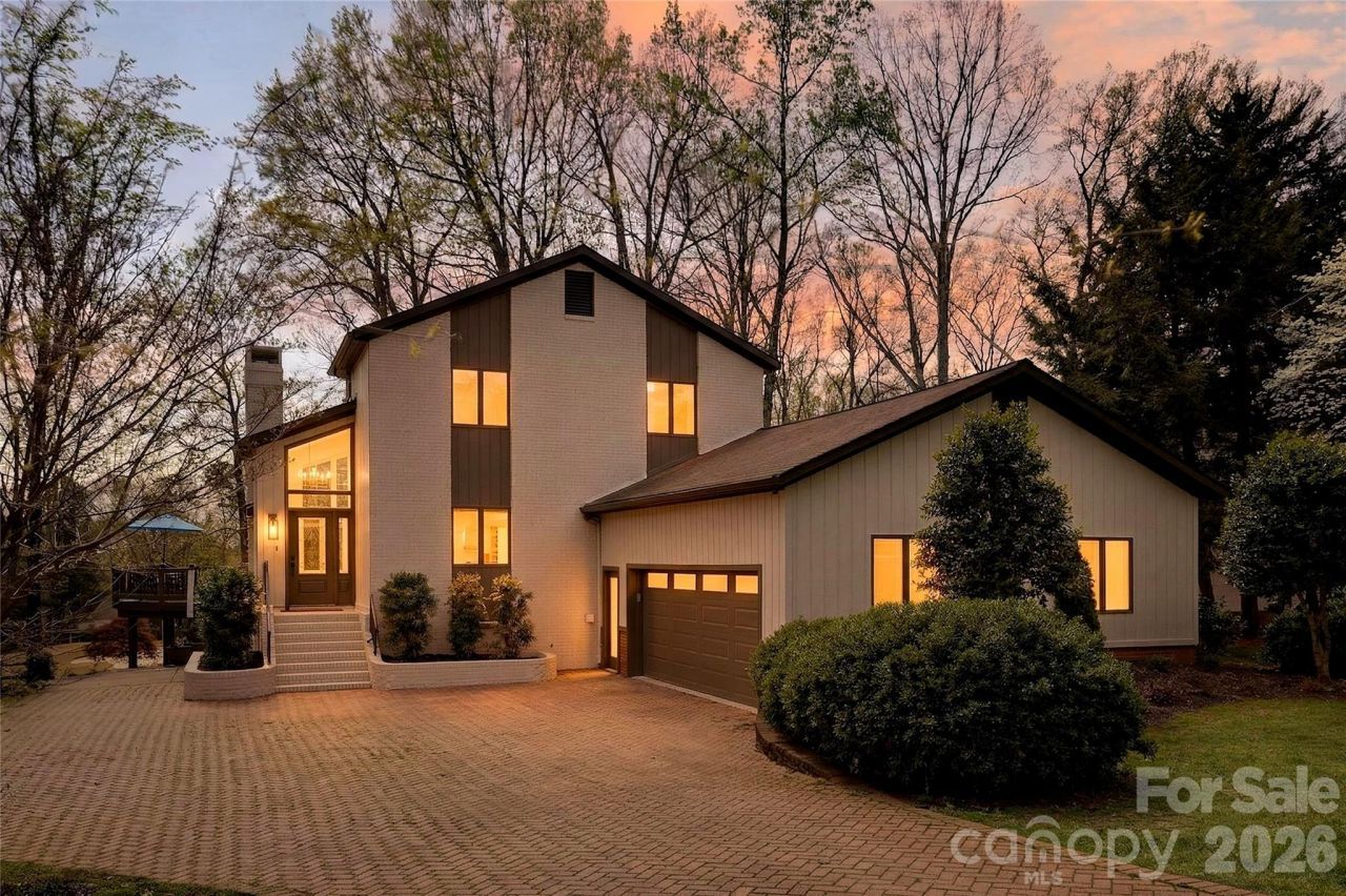 8001 Serendipity Lane, Charlotte, NC 28277 Main Photo