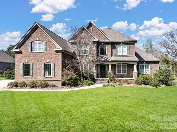 1015 Golden Bell Drive, Waxhaw, NC 28173
