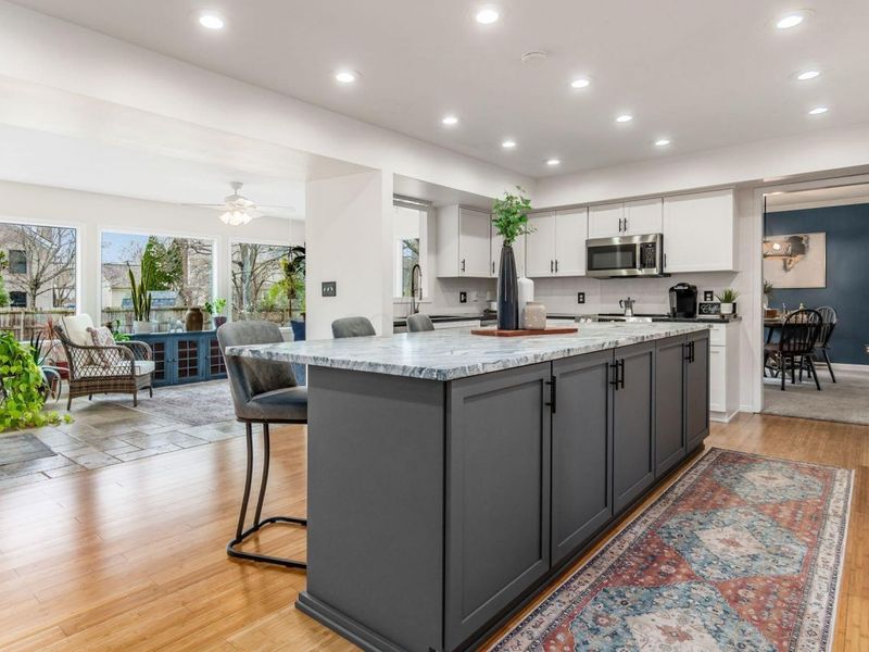 271 Monsarrat Drive, Dublin, OH 43017 Photo 4