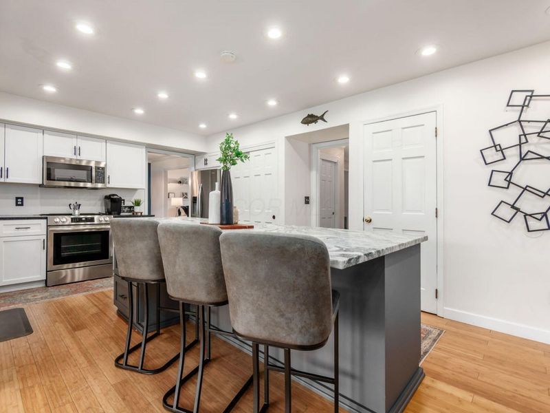 271 Monsarrat Drive, Dublin, OH 43017 Photo 7