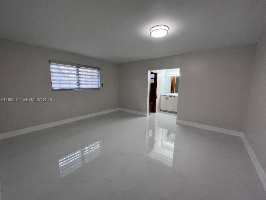 190 W 51st St , Hialeah, FL 33012 Photo