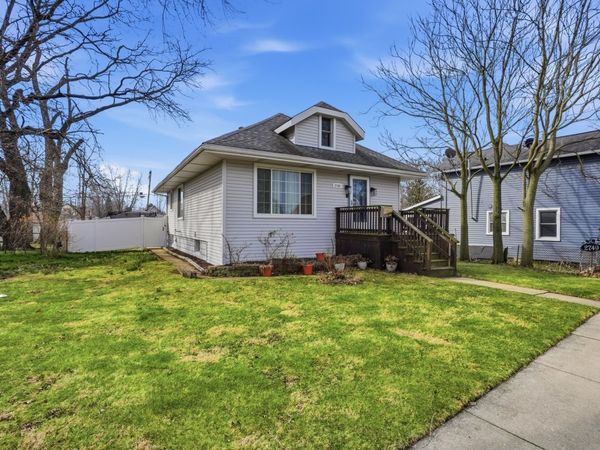 2749 Broadway Street , Blue Island, IL 60406