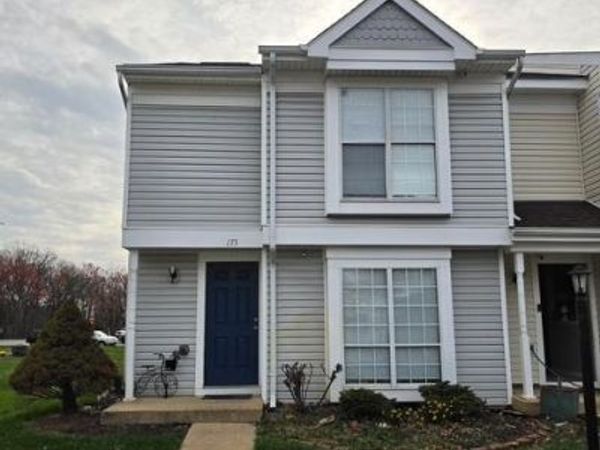 175 EDINBURGH SQUARE , STERLING, VA 20164