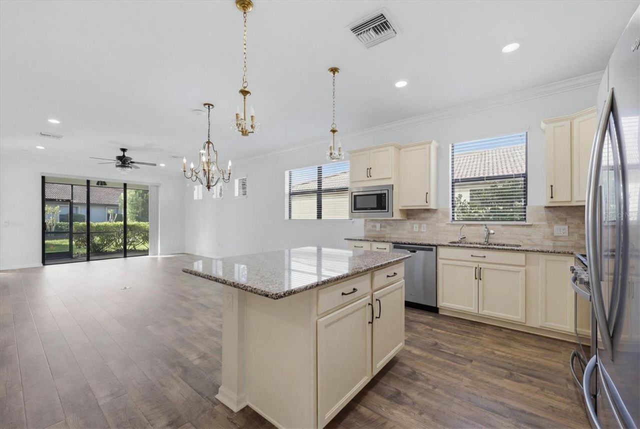 17039 Hampton Falls Terrace, Bradenton, FL 34202 Photo