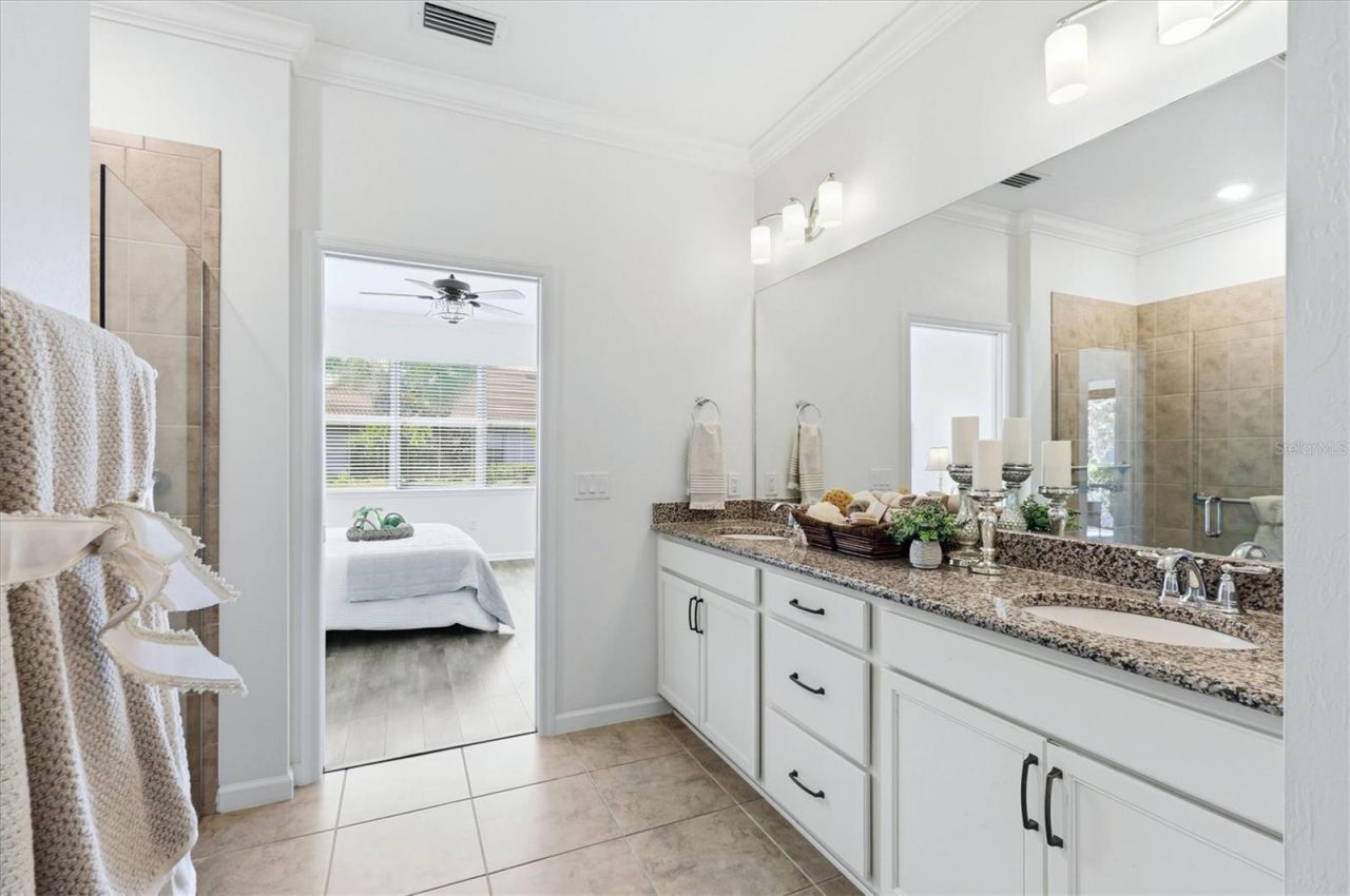 17039 Hampton Falls Terrace, Bradenton, FL 34202 Photo