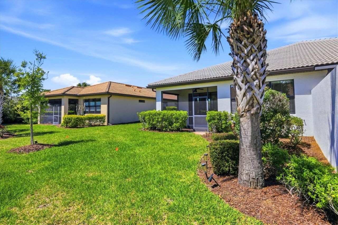 17039 Hampton Falls Terrace, Bradenton, FL 34202 Photo