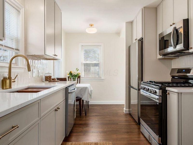 1257 Loretta Avenue, Columbus, OH 43211 Photo 10