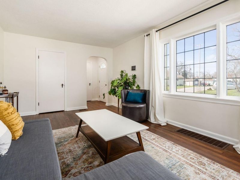 1257 Loretta Avenue, Columbus, OH 43211 Photo 6