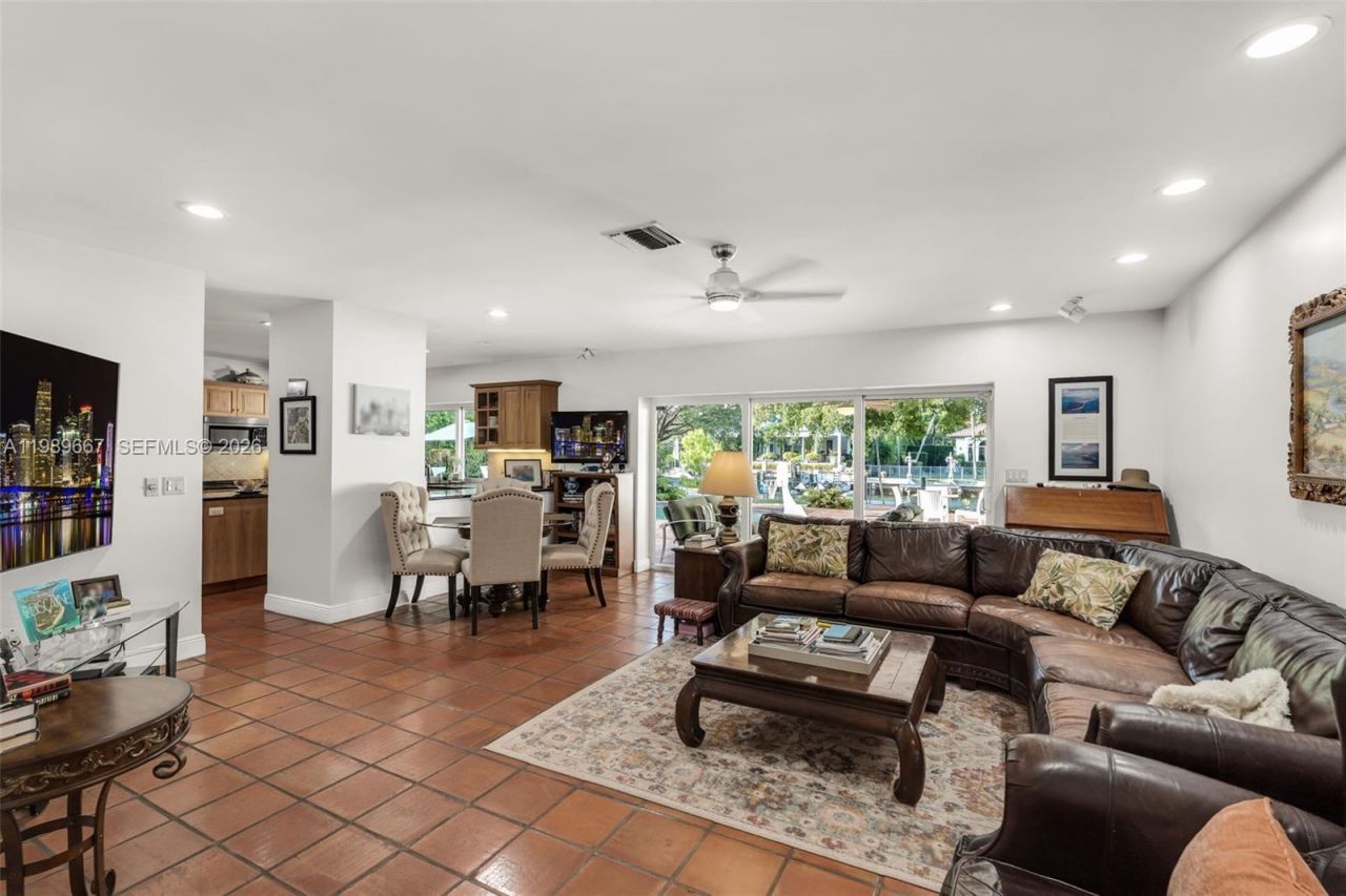 221 Knollwood Dr, Key Biscayne, FL 33149 Photo