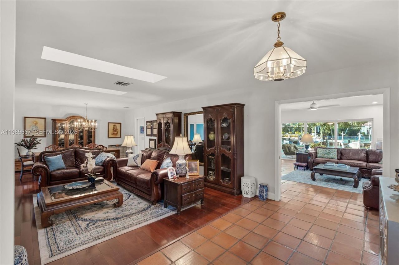 221 Knollwood Dr, Key Biscayne, FL 33149 Photo