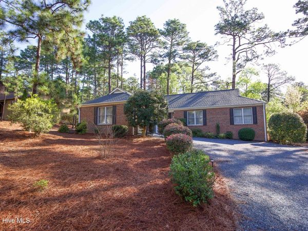 65 Live Oak Lane , Pinehurst, NC 28374