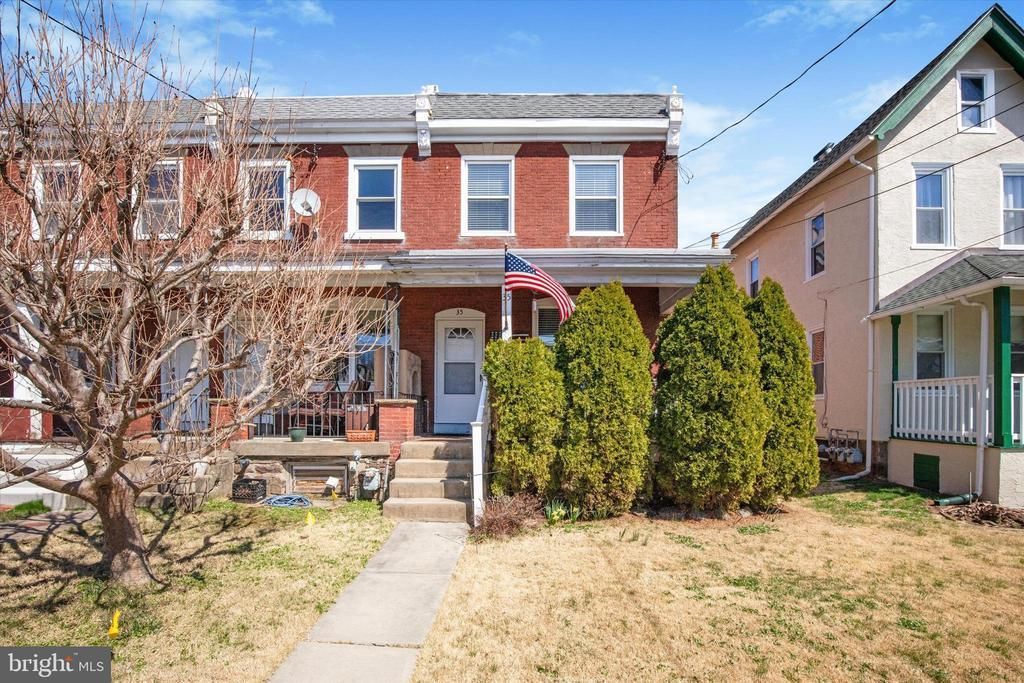 35 N RIDGE AVENUE , AMBLER, PA 19002
