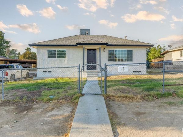 1218 Water Street, Bakersfield, CA 93305