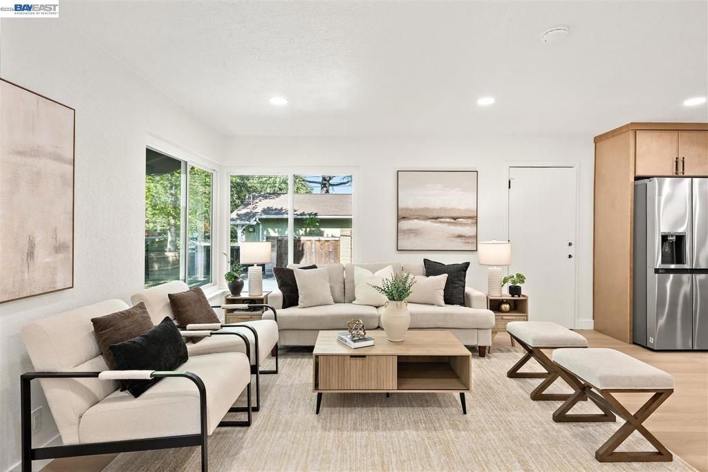 1800 Gilardy Dr, Concord, CA 94518 Main Photo