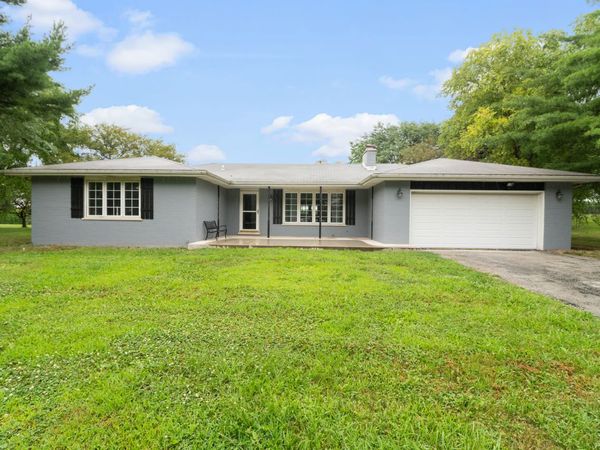 2900 E Spruce Drive , Crete, IL 60417