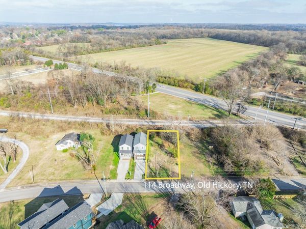 114 Broadway , Old Hickory, TN 37138