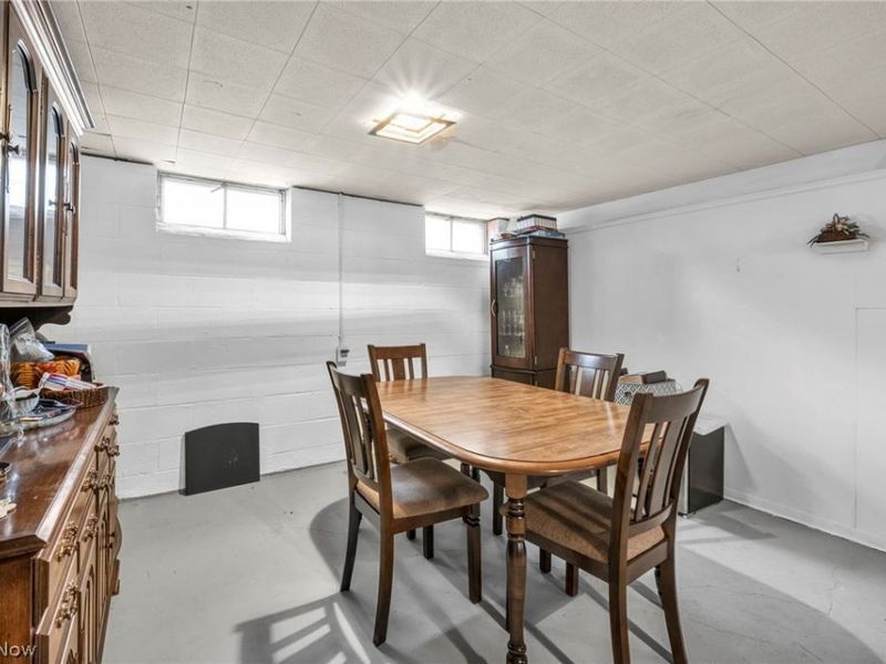 85 E 205th Street, Euclid, OH 44123 Photo 29