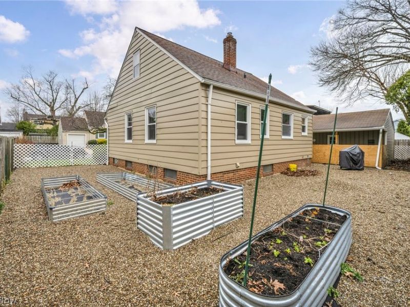 85 E 205th Street, Euclid, OH 44123 Photo 34