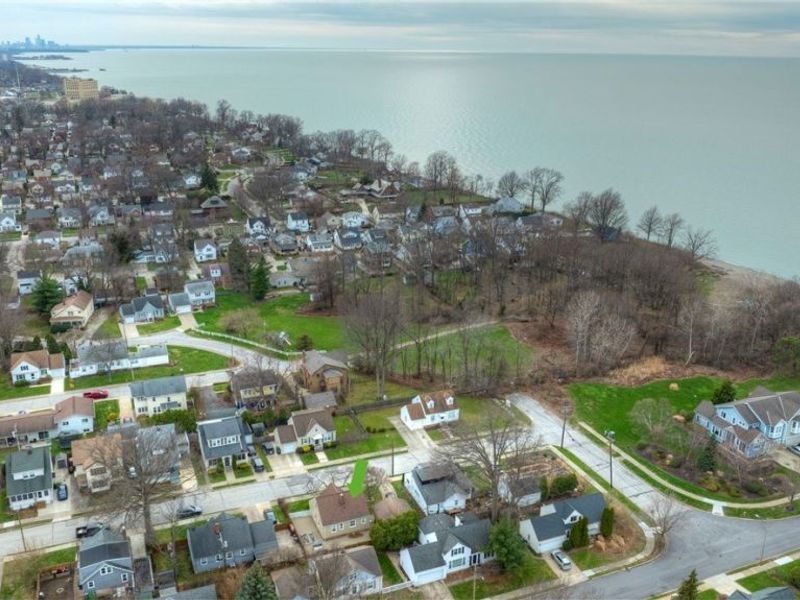 85 E 205th Street, Euclid, OH 44123 Photo 38