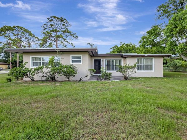 3701 Avenue S, Fort Pierce, FL 34947