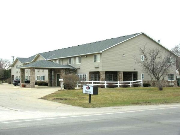 1530 Main Street, Osage, IA 50461