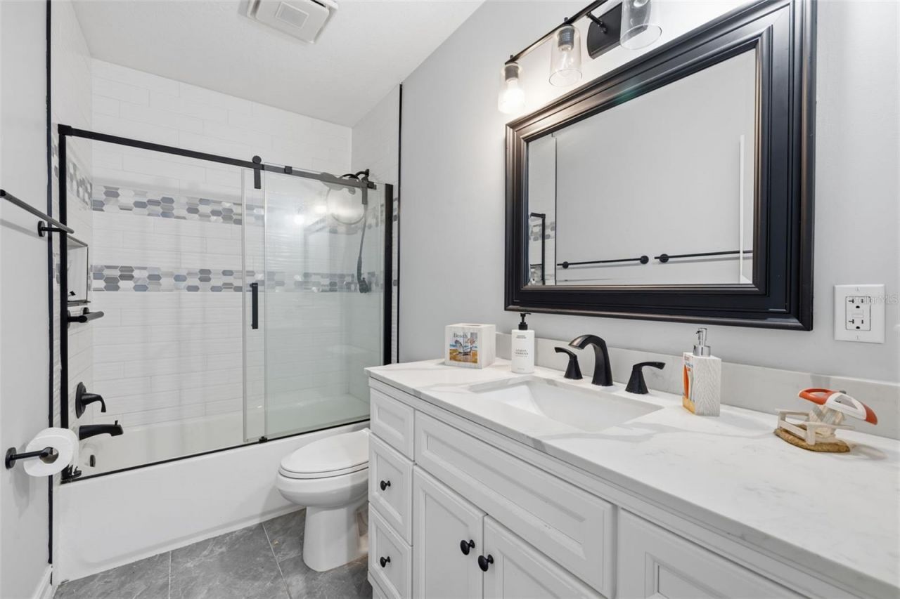 4339 50th Avenue S, Saint Petersburg, FL 33711 Photo