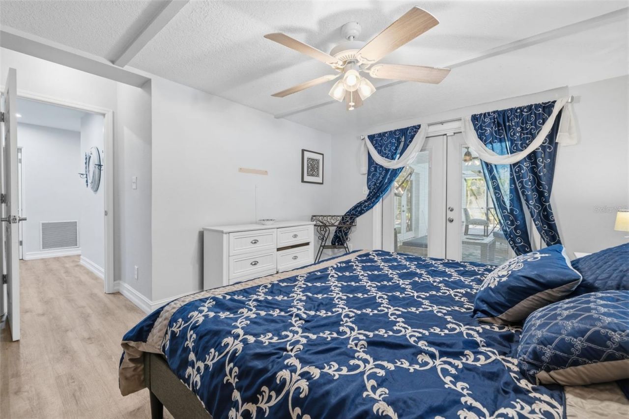 4339 50th Avenue S, Saint Petersburg, FL 33711 Photo