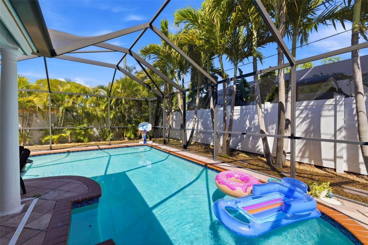 4339 50th Avenue S, Saint Petersburg, FL 33711 Photo